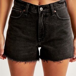 Abercrombie Curve Love 90s High Rise Cutoffs